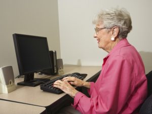 Sådan får du styr på computeren som ældre